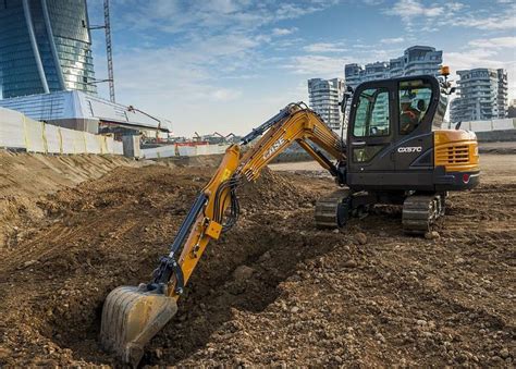 digging footer with mini excavator|digging with mini excavators.